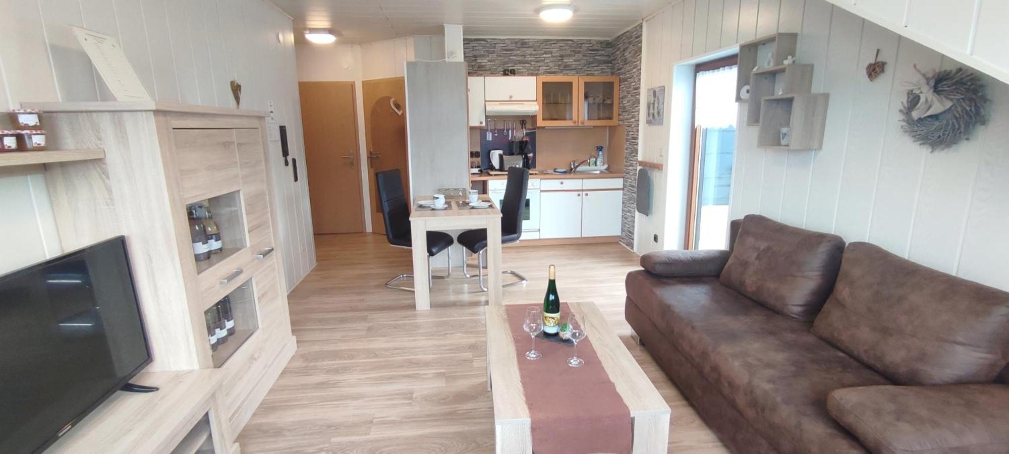 Klaus U. Baerbel Apartment *